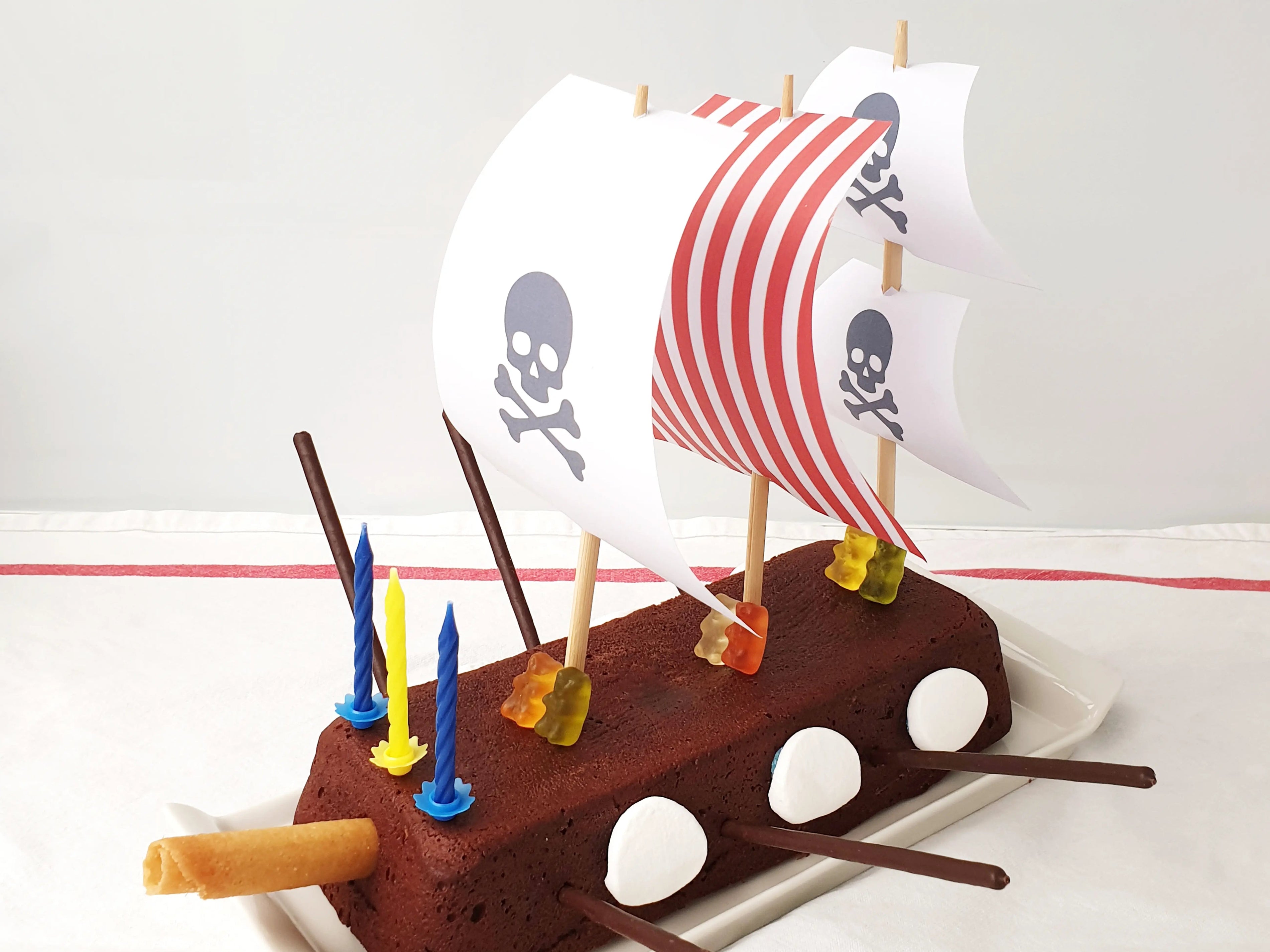 Gâteau Bateau Pirate - TRESORS & confettis